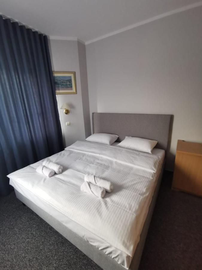 Lezzet B&B Pokoj Goscinny & Turkishrestaurant Варшава Екстериор снимка