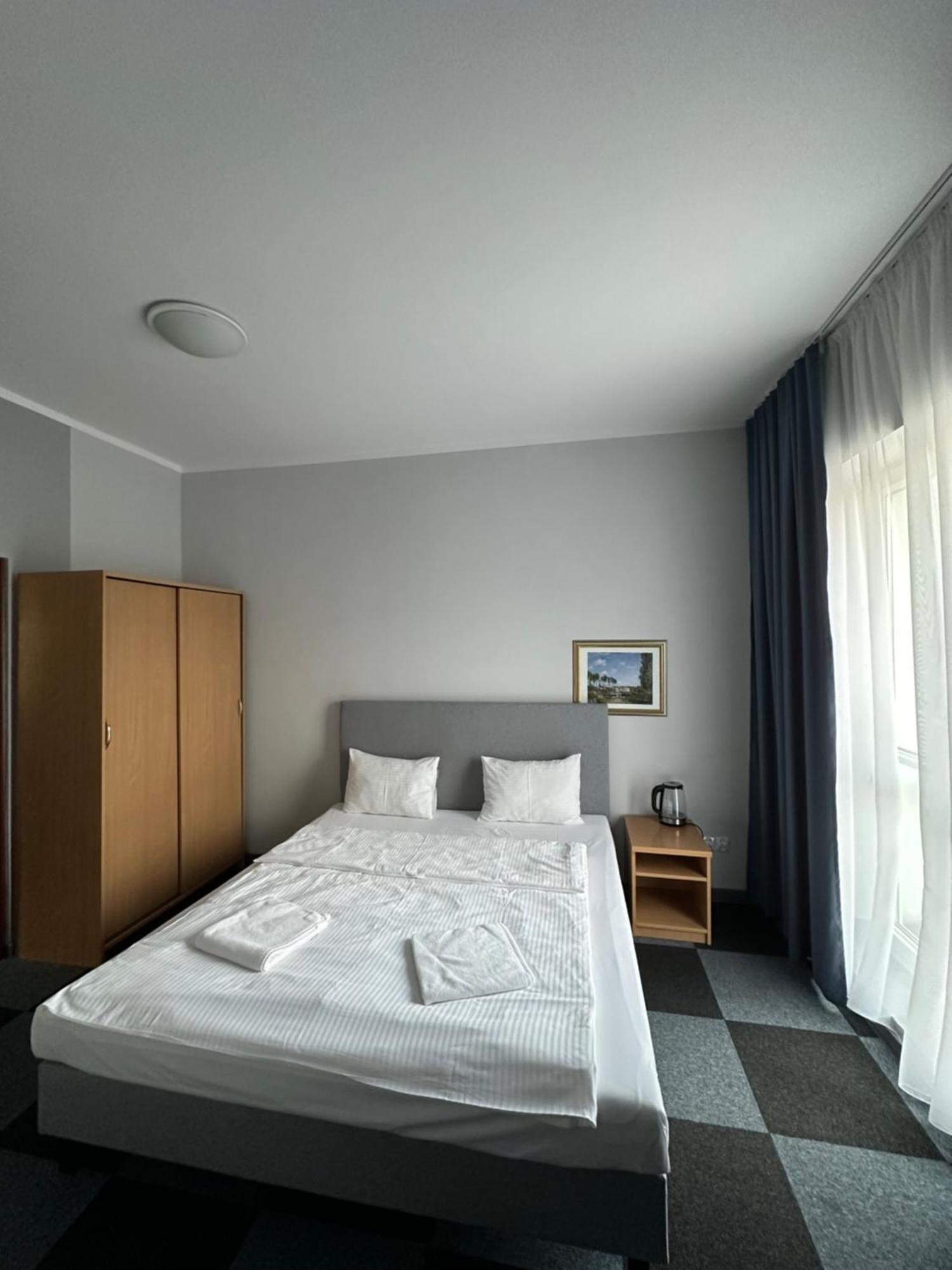 Lezzet B&B Pokoj Goscinny & Turkishrestaurant Варшава Екстериор снимка