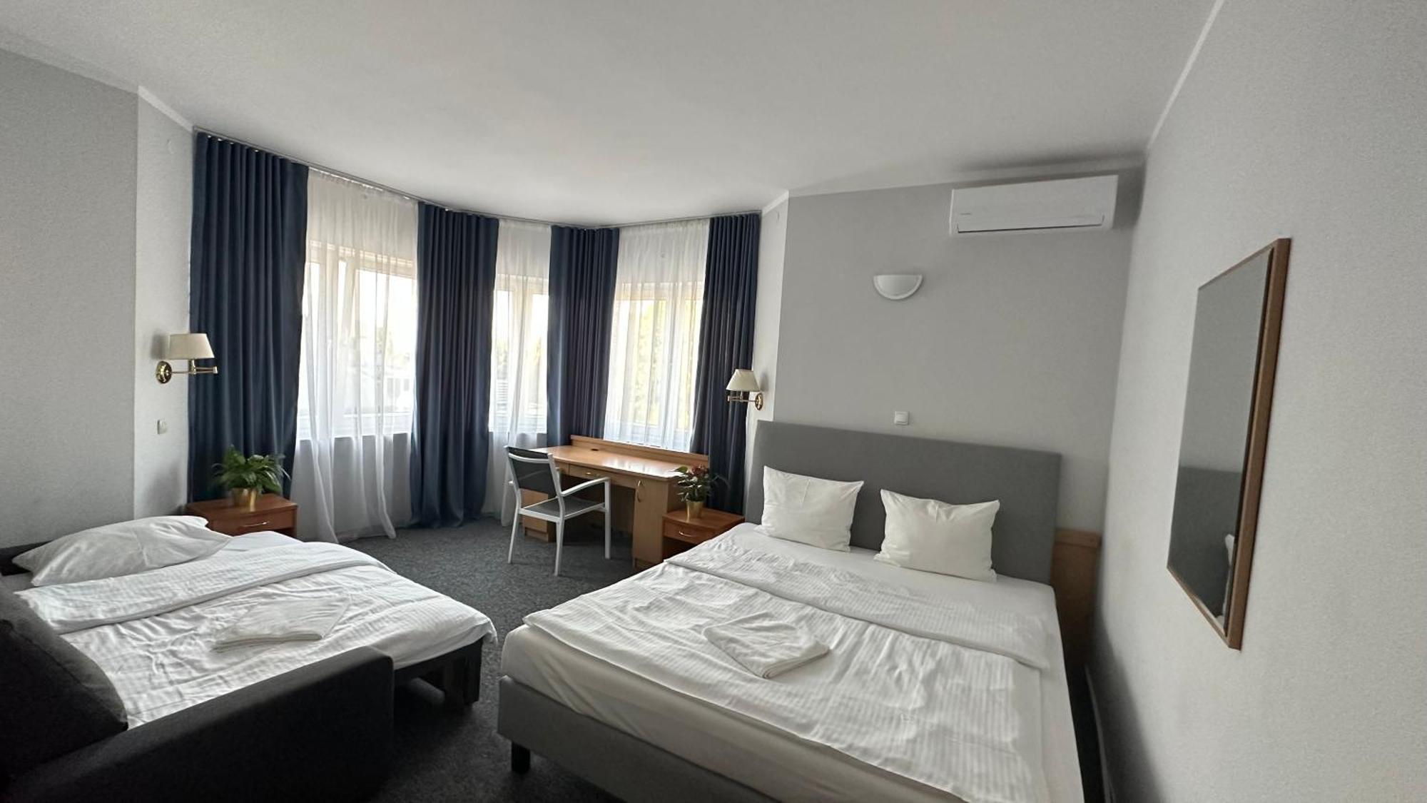 Lezzet B&B Pokoj Goscinny & Turkishrestaurant Варшава Екстериор снимка